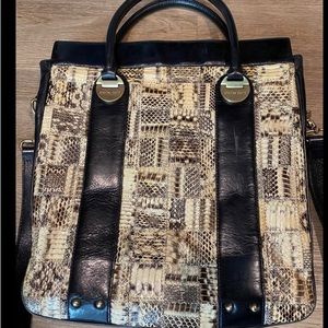 Charles David (Purse/Handbag/Cross Body Bag)